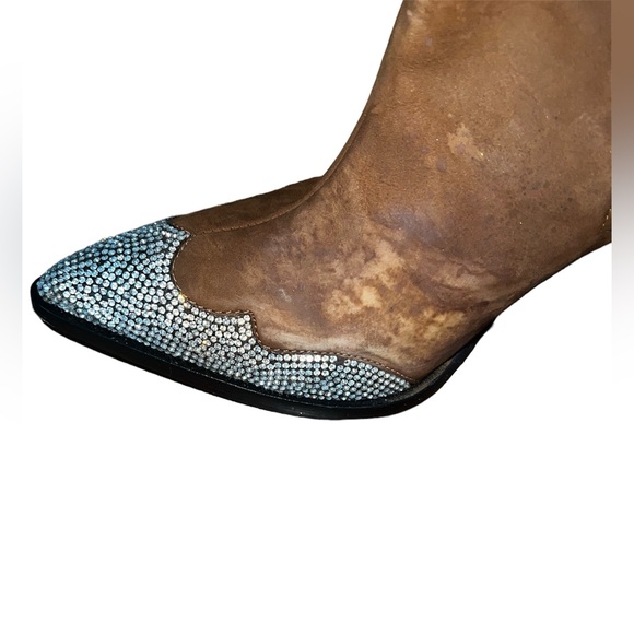 Schutz Embellished Bling Western Boot. Preowned. Woman’s Size 8 - Picture 5 of 8